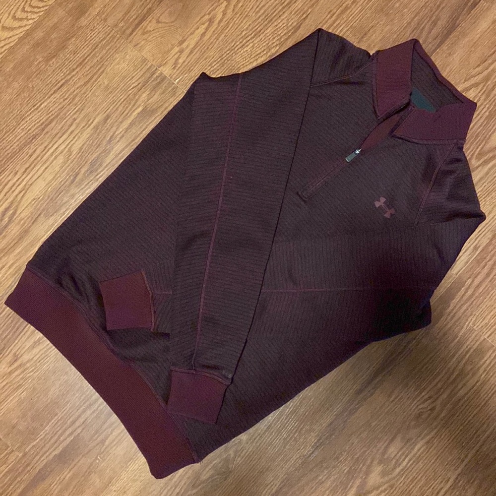 Under Armour, men’s small, pull over